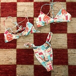 Skatie Bikini in Mozambique 3 pieces! Betsy Top Kahea Top and Bobbi bottom sz S